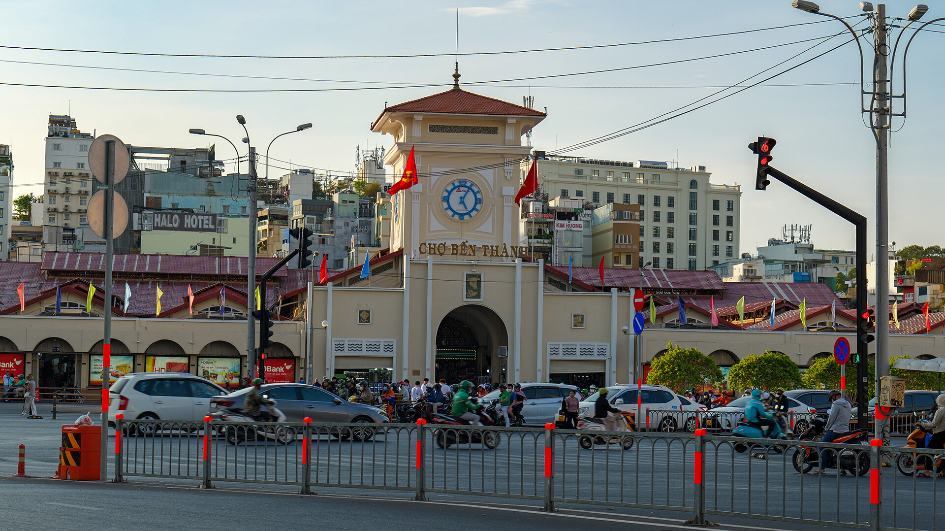 Marché Ben Thanh